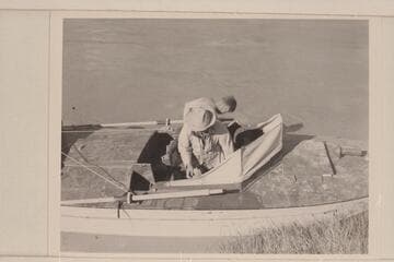 Reparis to the "Esmeralda II."  Foot of Tanner Trail.  Marston; Edward Hudson