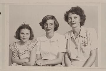 Sandra, Joan and Doris Nevills