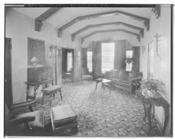 Apartment living room, 4643 Los Feliz, Los Angeles. 1929