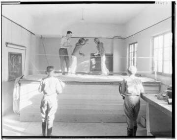 Automatic men boxing, Southwestern Military Academy, 2800 Monterey Road, Pasadena. 1928