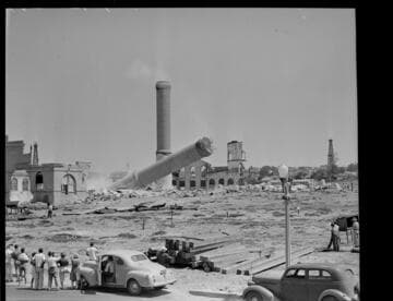Old Redondo Steam Plant demolition