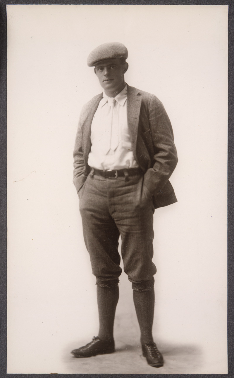 LondonPortraitA Jack London